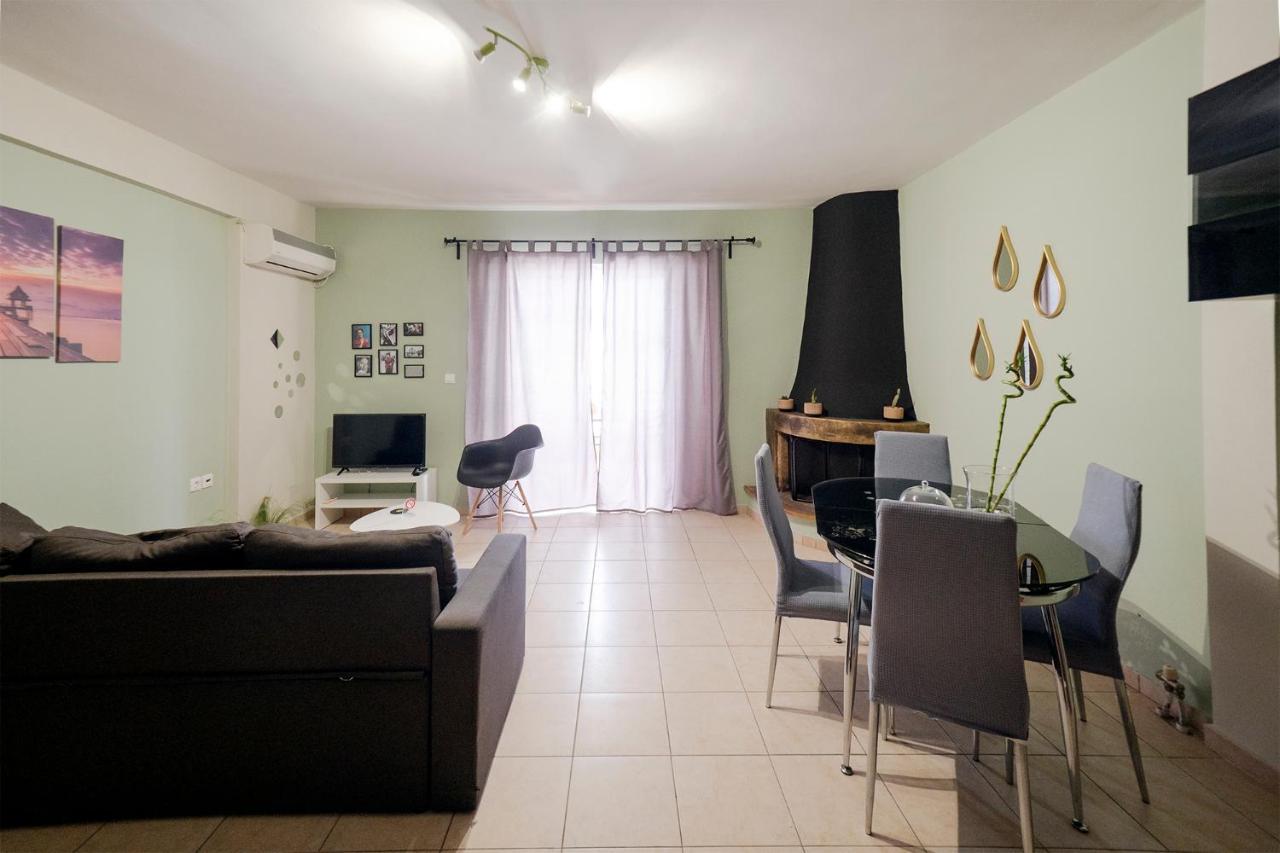Cozy Apartment St John Chalkís Extérieur photo